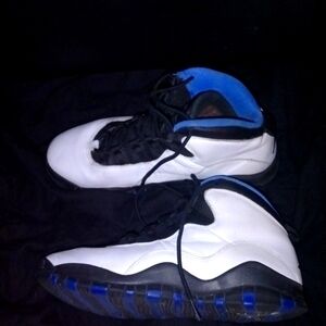Jordan 9s Nike size 7y in a blue white and black